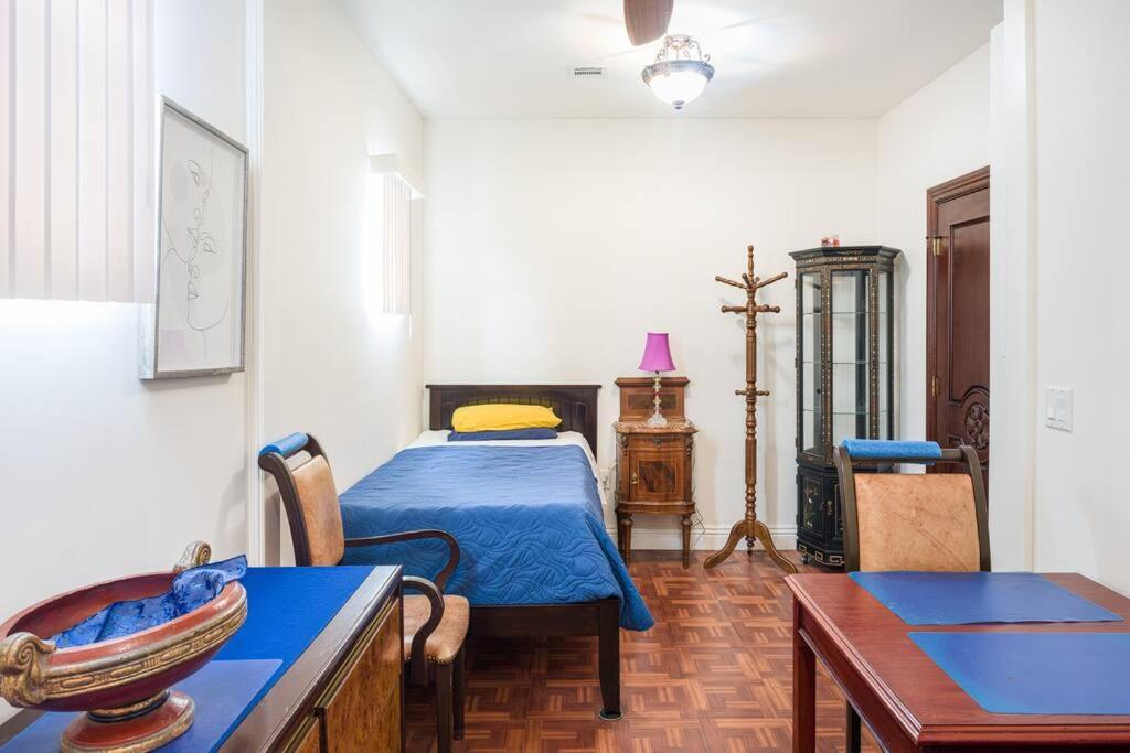 Entire Second Flr - Santa Monica Luxury Roman Villa 로스앤젤레스 외부 사진