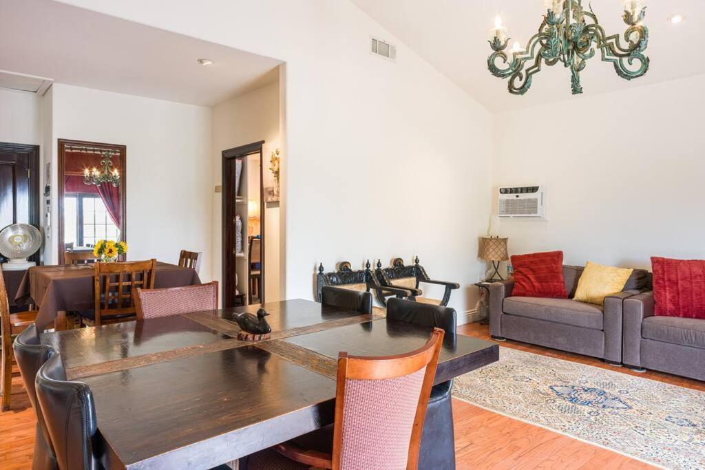 Entire Second Flr - Santa Monica Luxury Roman Villa 로스앤젤레스 외부 사진