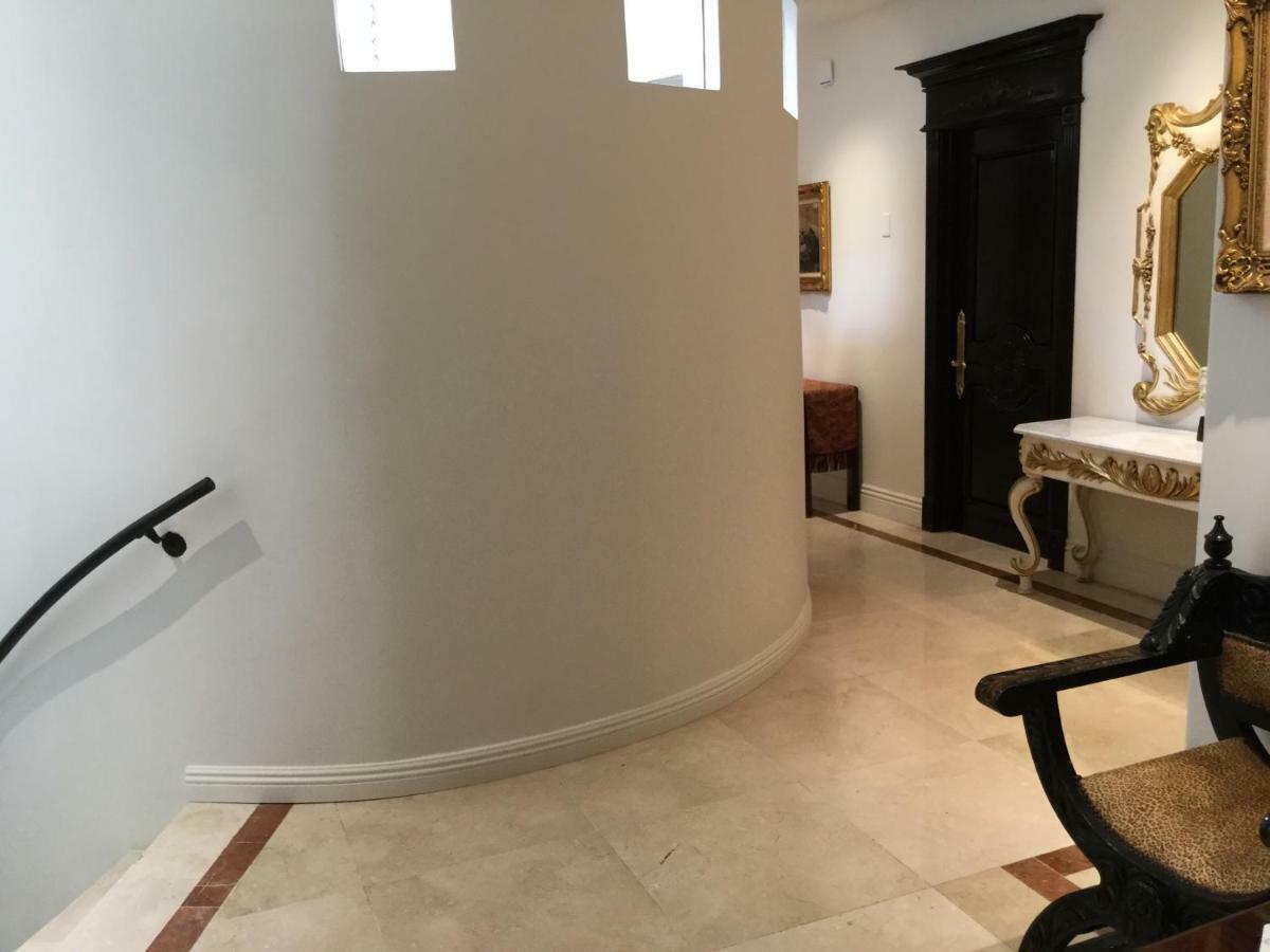 Entire Second Flr - Santa Monica Luxury Roman Villa 로스앤젤레스 외부 사진