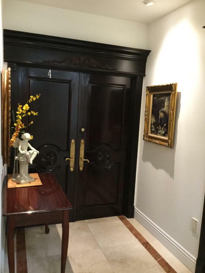 Entire Second Flr - Santa Monica Luxury Roman Villa 로스앤젤레스 외부 사진