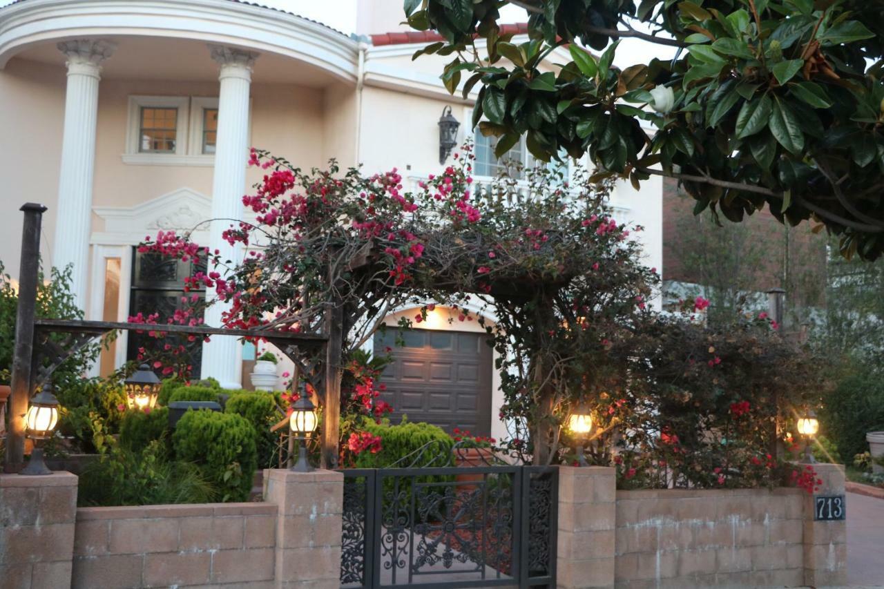 Entire Second Flr - Santa Monica Luxury Roman Villa 로스앤젤레스 외부 사진
