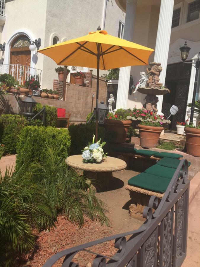 Entire Second Flr - Santa Monica Luxury Roman Villa 로스앤젤레스 외부 사진